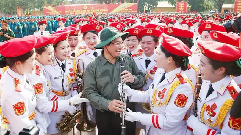 Thủ tướng động viên lực lượng diễu binh, diễu hành