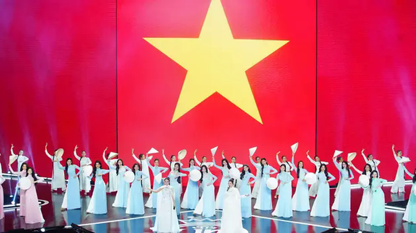 41 thí sinh tỏa sáng đêm chung khảo 'Hoa hậu Việt Nam 2024'