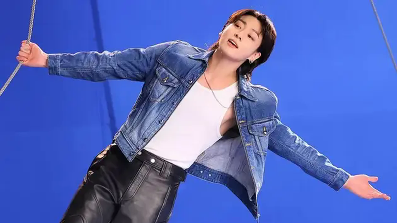 Jungkook (BTS) lập kỷ lục chưa từng có trên Billboard