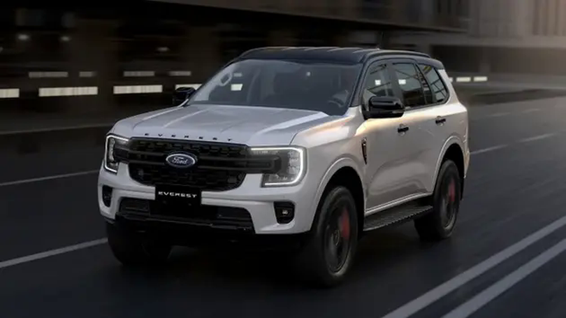 Ford Everest ra mắt bản sport, giá gần 1,2 tỷ đồng