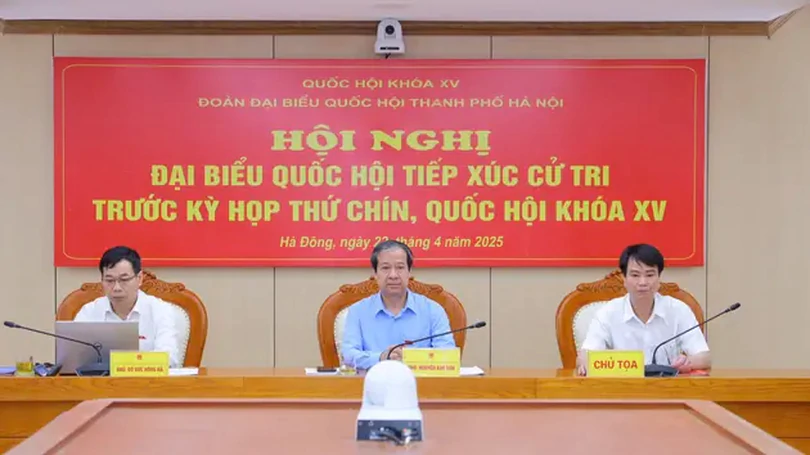 Xem xét giải quyết các vấn đề cử tri quan tâm