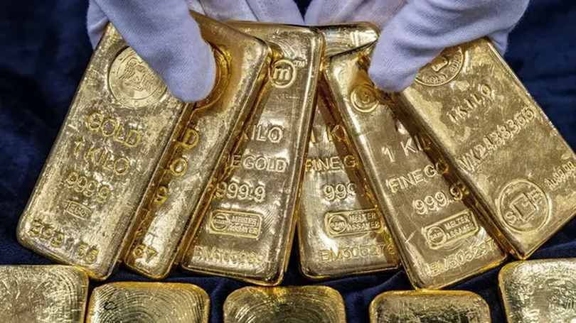 Giá vàng thế giới tiến sát mốc 3.500 USD/ounce