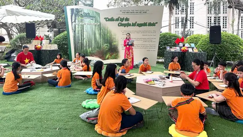 Thêm yêu đất nước qua từng trang sách