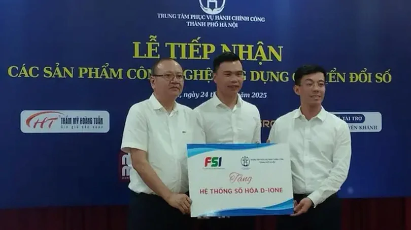 Hà Nội tiếp nhận sản phẩm, ứng dụng chuyển đổi số