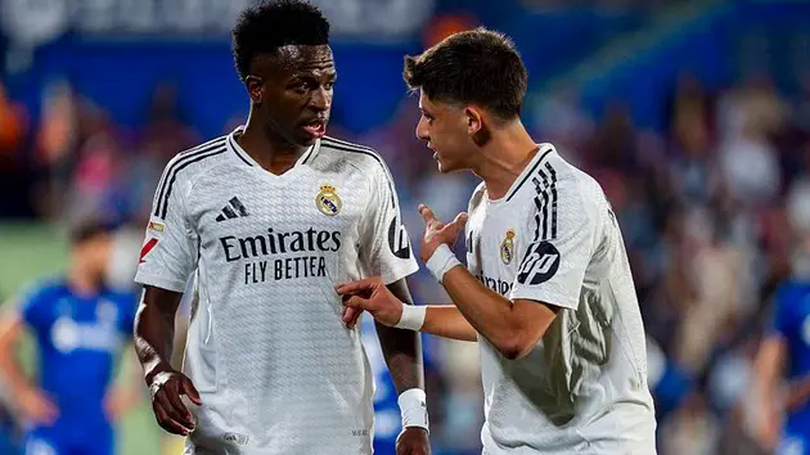 Real Madrid 'chưa đầu hàng' trước Barcelona