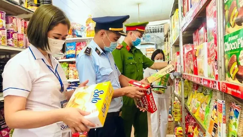 Tăng cường kiểm tra an toàn thực phẩm trên cả nước