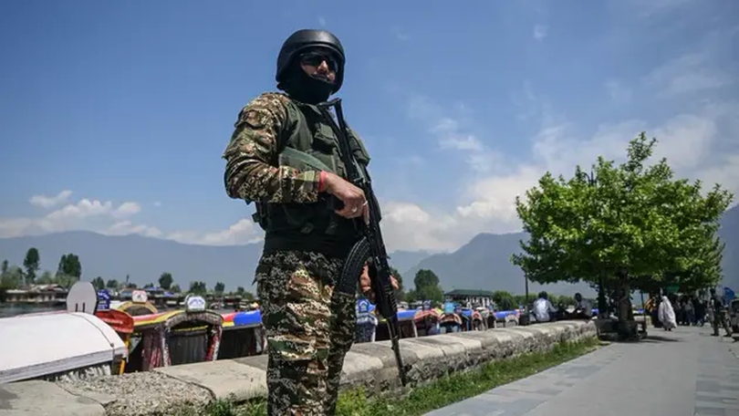 Binh lính Ấn Độ và Pakistan đấu súng tại khu vực Kashmir