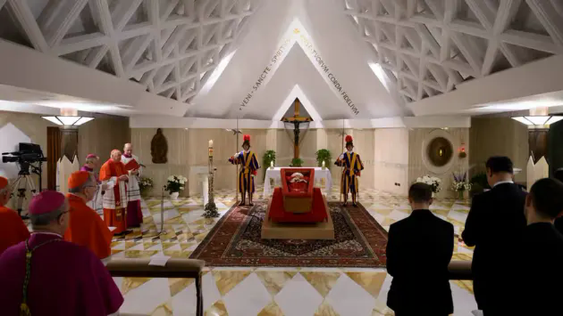 Vatican tiễn đưa giáo hoàng Francis
