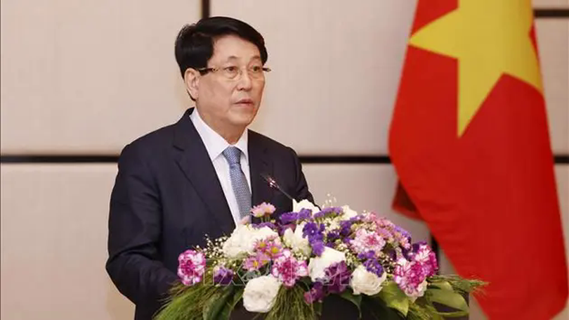Chủ tịch nước Lương Cường gặp gỡ kiều bào tại Lào
