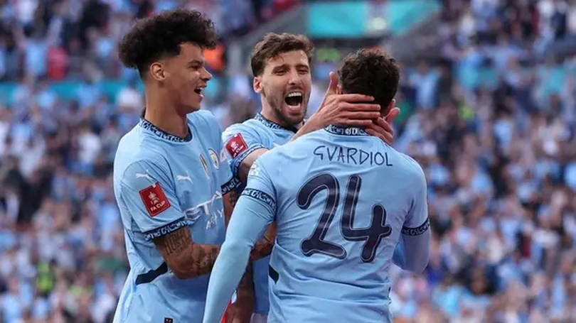 Man City giành quyền vào chung kết FA Cup