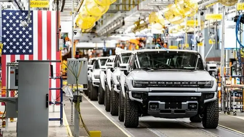 Tổng thống Mỹ giảm thuế nhập khẩu ô tô và phụ tùng