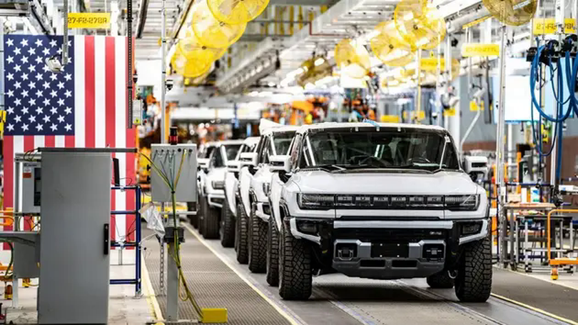 Ông Trump giảm thuế ô tô và phụ tùng ô tô