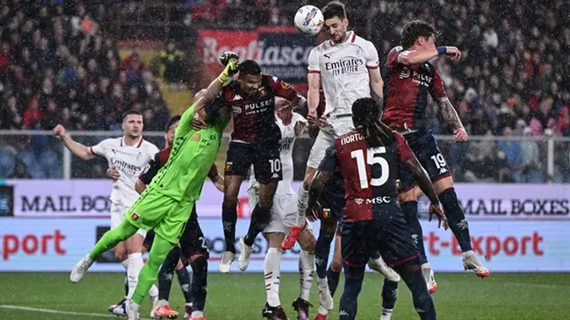AC Milan chiến thắng trên sân của Genoa