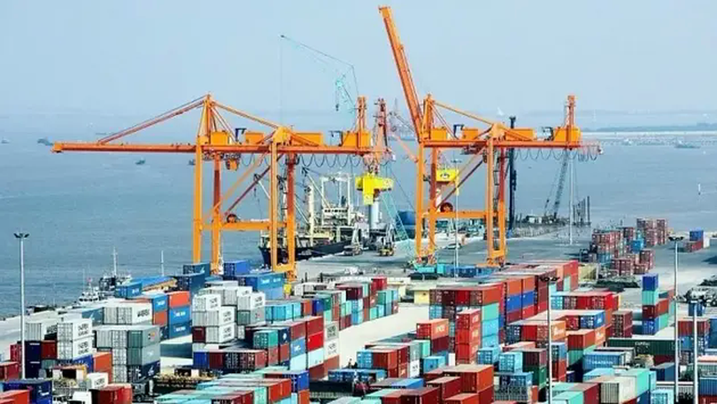 Xuất nhập khẩu đạt xấp xỉ 277 tỷ USD, tăng 15,7%