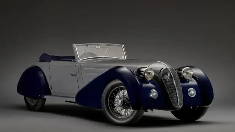 Siêu xe Alfa Romeo được đấu giá lên tới 104 tỷ đồng