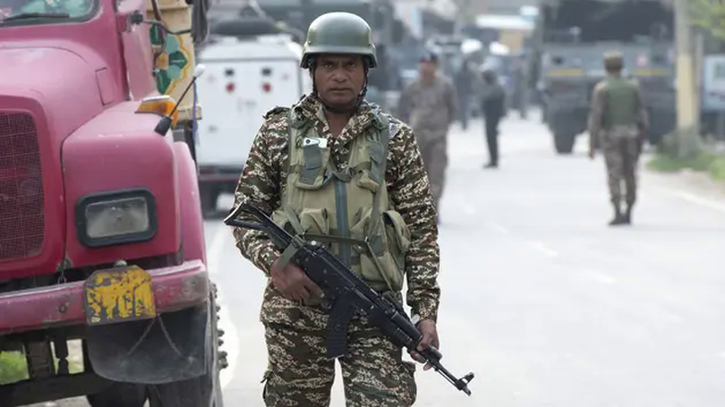 Ấn Độ tố Pakistan tiếp tục không kích biên giới