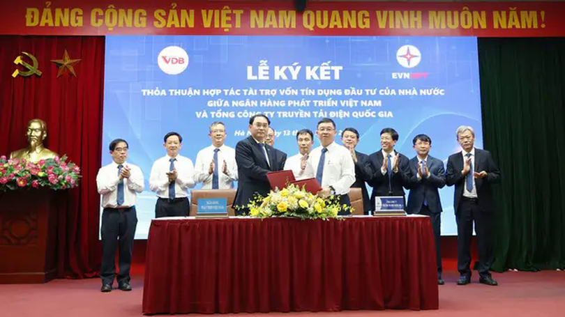 Hỗ trợ vay vốn hơn 22.000 tỷ cho các dự án điện
