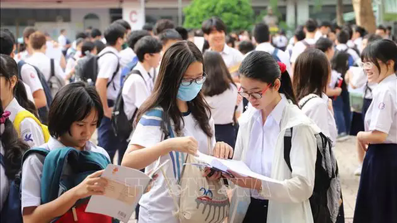 Tỷ lệ chọi lớp 10 công lập Hà Nội cao nhất 1/2,44