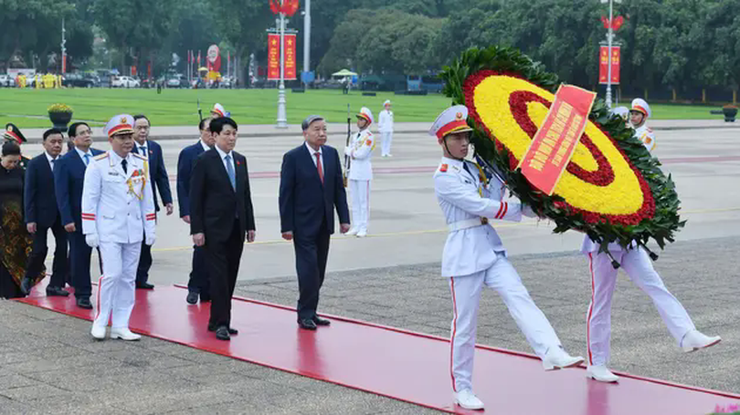 Nhớ ơn Chủ tịch Hồ Chí Minh vĩ đại