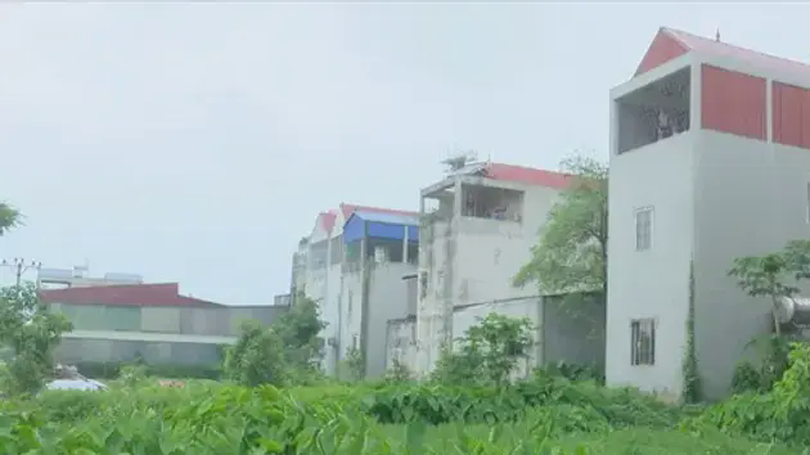 Hàng trăm hộ dân mòn mỏi chờ cấp sổ đỏ