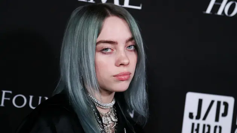 Billie Eilish tạo lịch sử tại AMAs với 7 giải thưởng