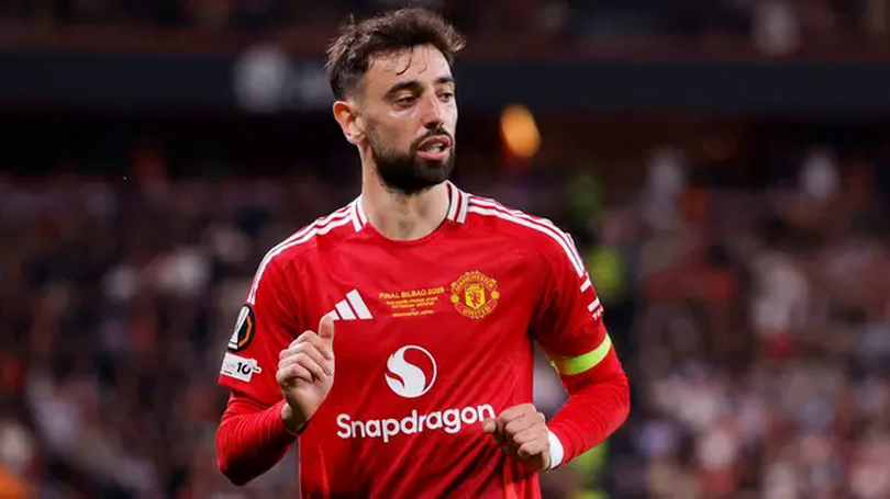 Quyết định ở lại MU của Bruno Fernandes được khen ngợi