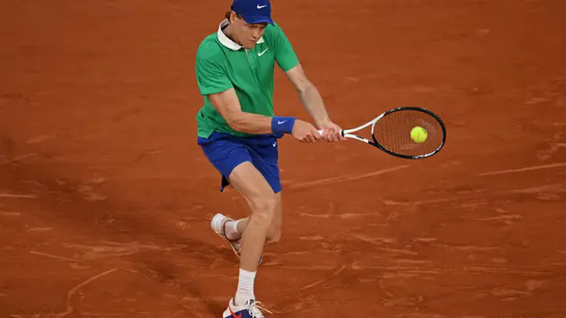 Jannik Sinner ghi tên vào bán kết Roland Garros