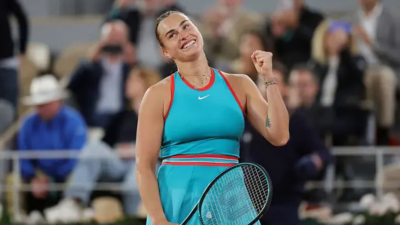 Aryna Sabalenka lần đầu vào chung kết Roland Garros