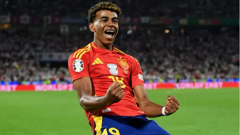 Đội tuyển Tây Ban Nha giành quyền vào chung kết Nations League
