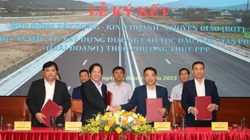 Xây dựng cao tốc Dầu Giây-Tân Phú theo hợp đồng BOT