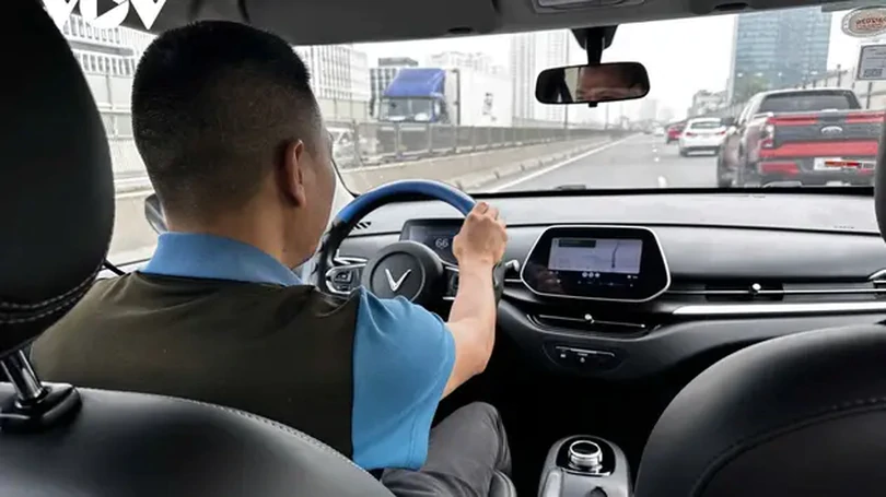 Bộ Công an bỏ giới hạn 48 giờ/tuần với tài xế