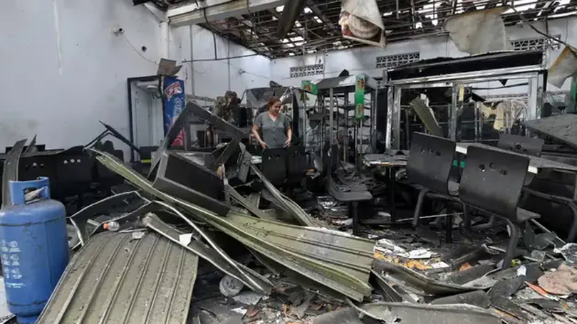 Colombia rung chuyển vì hàng loạt vụ đánh bom