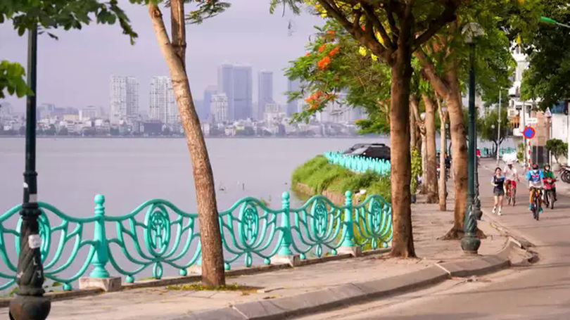 Phố Quảng An thú vị và lãng mạn | Hà Nội đến để yêu | 12/06/2025