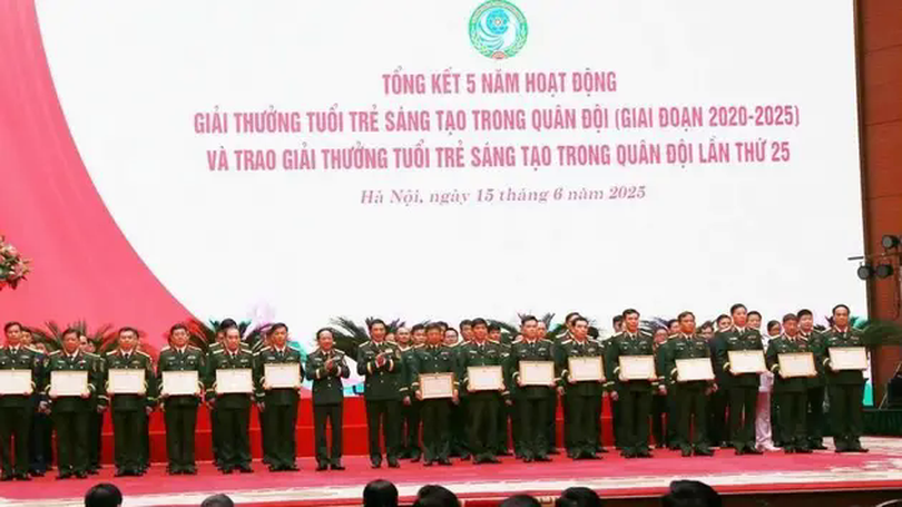 Đổi mới sáng tạo, xây dựng quân đội tinh nhuệ