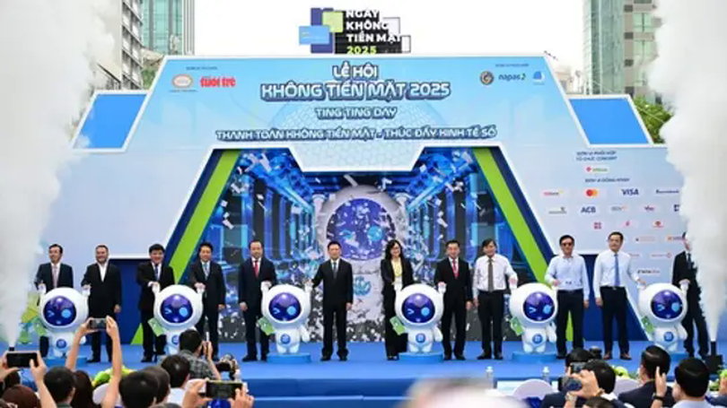 Thanh toán không tiền mặt thúc đẩy kinh tế số