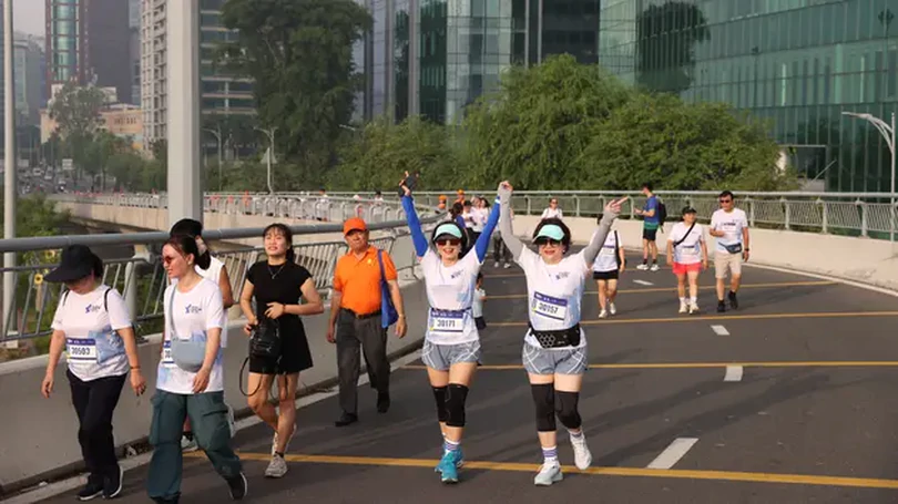 Hơn 6.000 người tham gia giải chạy dành cho người làm báo