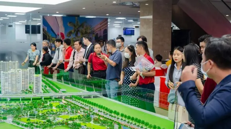 Người trẻ có nhu cầu mua nhà với 'gói vay nhân văn'