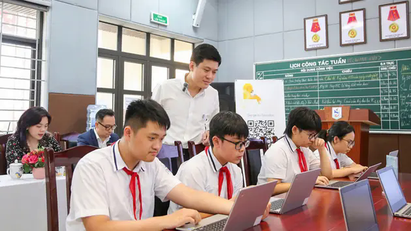 Không cấm dạy thêm, chỉ cấm ép học thêm