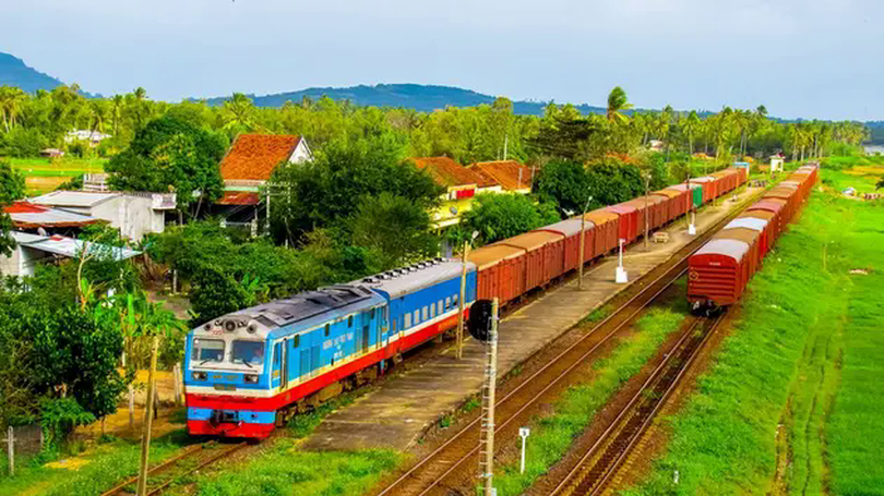 Khuyến khích doanh nghiệp tư nhân phát triển đường sắt