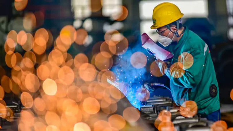 Châu Á suy yếu hoạt động sản xuất