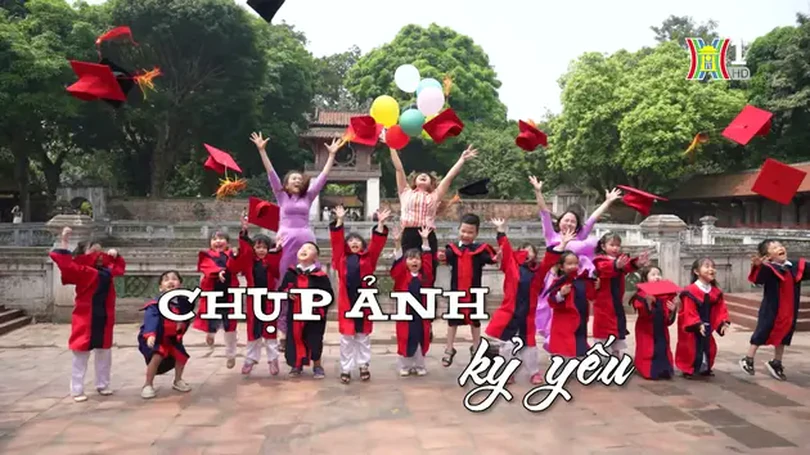 Chụp ảnh kỷ yếu | Nhịp sống Hà Nội | 01/05/2024