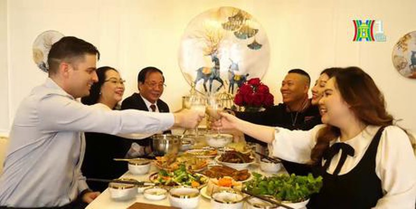 Trải nghiệm đón năm mới của người nước ngoài tại Hà Nội