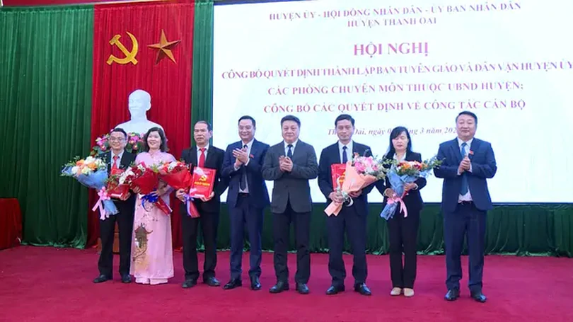 UBND huyện Thanh Oai giảm còn 10 phòng chuyên môn