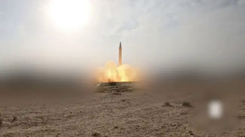 Houthi xác nhận phóng hai tên lửa đạn đạo tấn công Israel