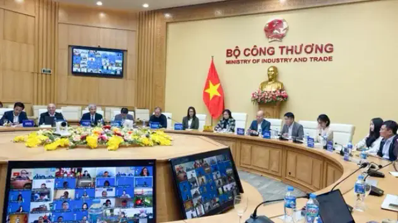 Việt Nam cần xây dựng kịch bản ứng phó tăng thuế