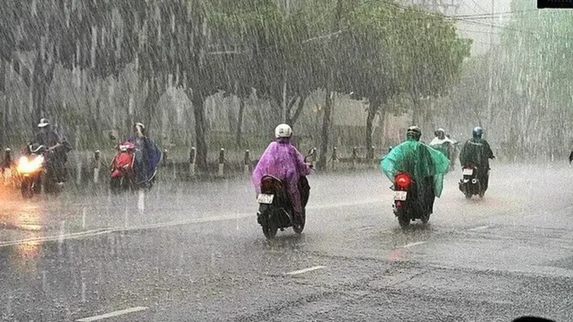 Dự báo thời tiết 4/7, Hà Nội có mưa rào và dông