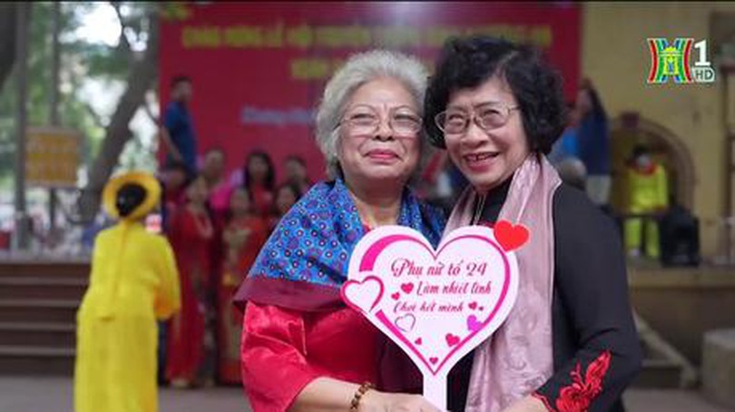 Dự án "Áo dài 0 đồng" - Tặng áo dài trao yêu thương
