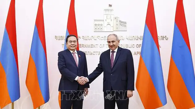 Chủ tịch Quốc hội hội kiến Thủ tướng Armenia