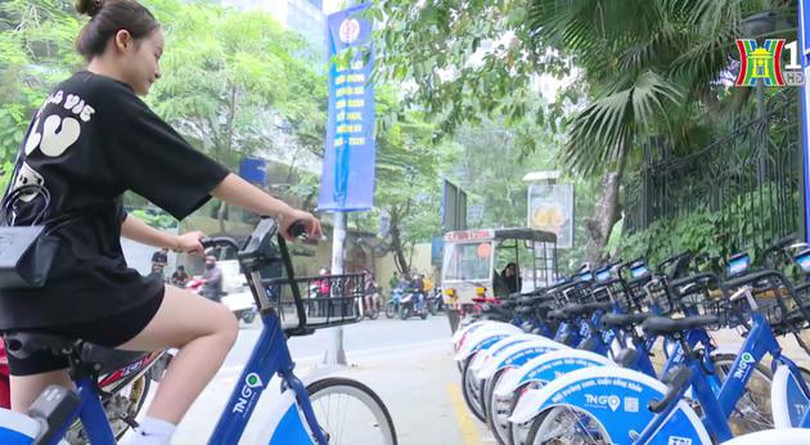 Xe đạp công cộng hấp dẫn người dân Thủ đô