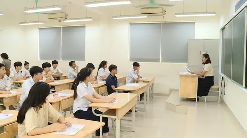 Hôm nay (6/6), thí sinh Hà Nội làm thủ tục thi vào 10